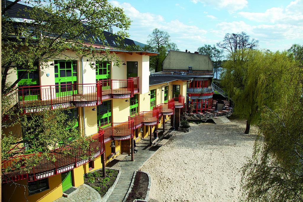 Seminar- Und Gaestehaus Flussbad Gartenstrasse Berlin